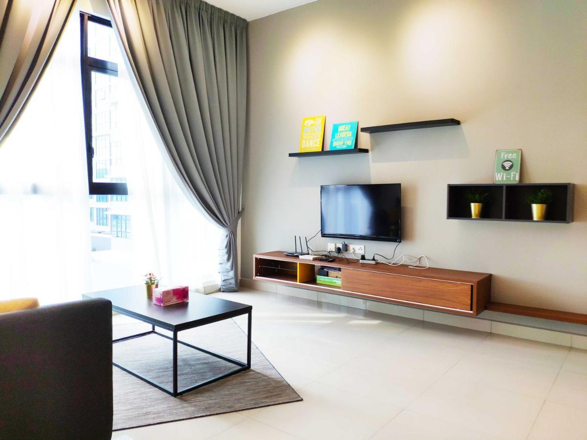 Netflix# Conezion Ioi Resort City By Salaam Suites Putrajaya Exterior foto
