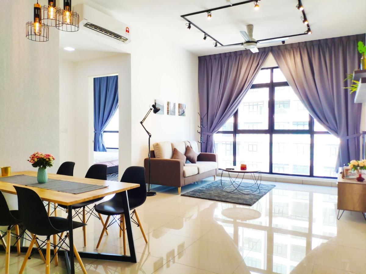 Netflix# Conezion Ioi Resort City By Salaam Suites Putrajaya Exterior foto