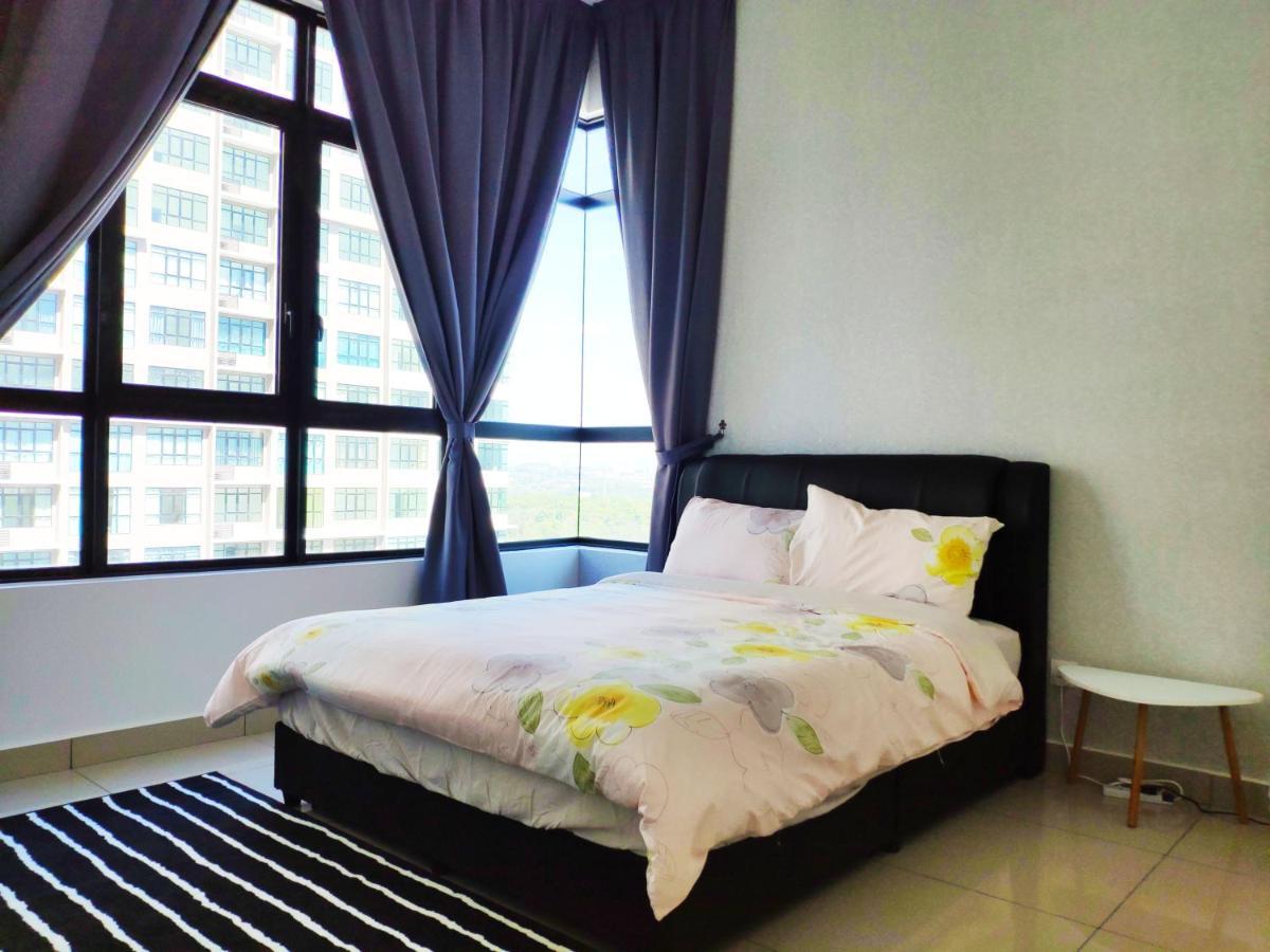 Netflix# Conezion Ioi Resort City By Salaam Suites Putrajaya Exterior foto